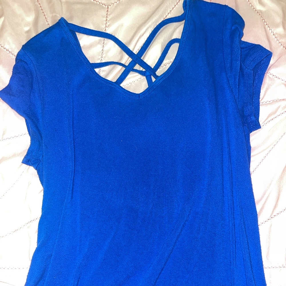 Blue pink rose top